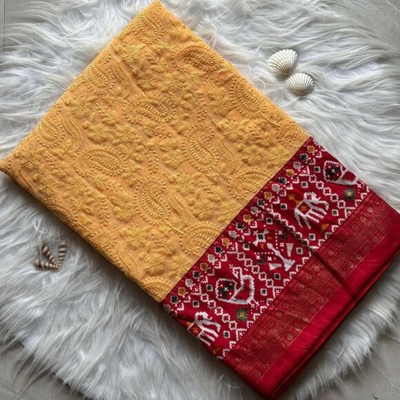 chikankari lucknow embroidered-saree - Picture 10 of 16